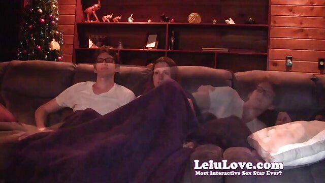 Neverjetno :  Lastnica z velikimi joški sprejema plačilo pri analnem vrtanju Filmski odlomki 