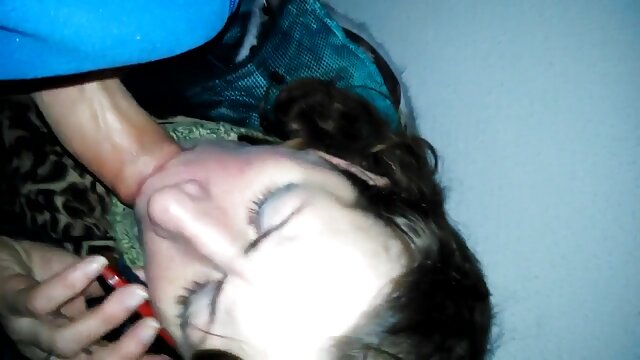 Neverjetno :  Brezhibno rusko dečko zajebal od zadaj po površnem blowjob Filmski odlomki 