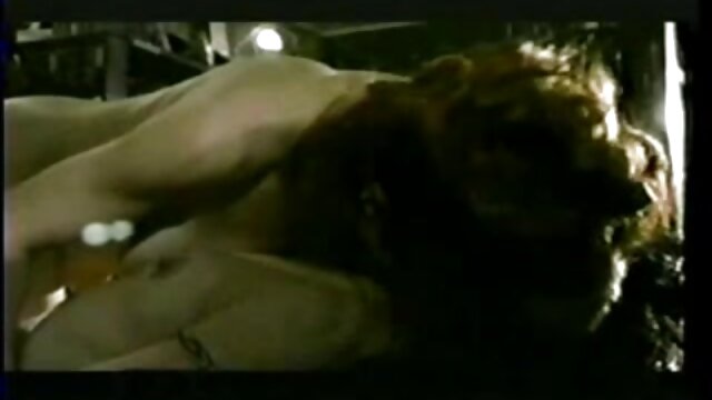 Neverjetno :  Razigrana rjavolaska igra vse vrste iger Filmski odlomki 