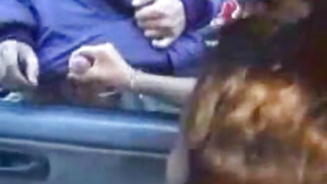 Neverjetno :  Čudovita madžarska hottie je pripravljena, da podari noge Filmski odlomki 