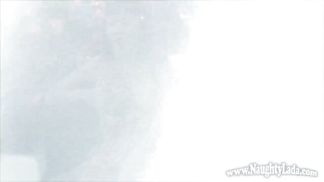 Neverjetno :  Brandi Bae prosi za veliko kljukalo v svoji čudoviti zadnjici Filmski odlomki 