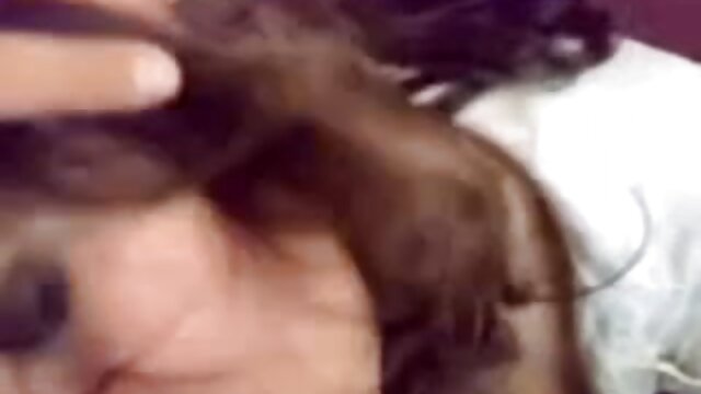 Neverjetno :  Respektabilen moški poka blondinko z velikimi prsi v zasebnem klubu Filmski odlomki 