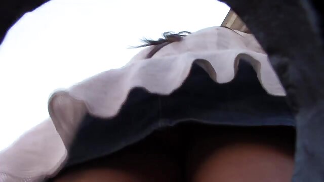 Neverjetno :  Bodoča tašča pokaže, da je lezbični seks dober Filmski odlomki 