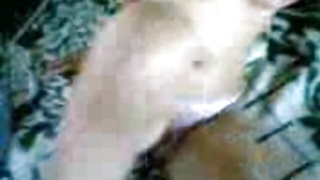 Neverjetno :  Plavolasa boginja AJ Applegate se zabije s črnim kosom Filmski odlomki 