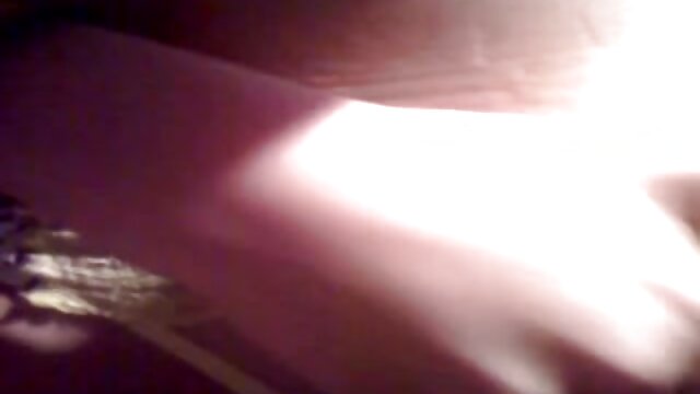 Neverjetno :  Dve tetovirani lezi ne moreta nehati lizati lačne luknje drug drugemu Filmski odlomki 