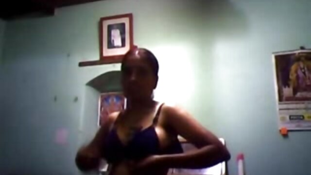 Neverjetno :  Tesna bela muca čaka na črnega slabega fanta, potem ko zapusti zapor Filmski odlomki 