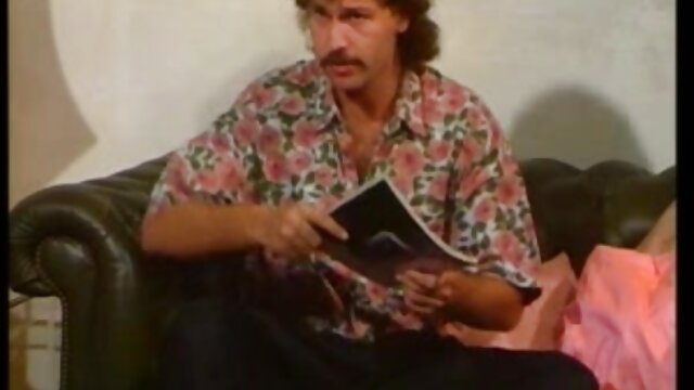 Neverjetno :  Super kinky gangbang seja s seksi punco Moka Mora Filmski odlomki 