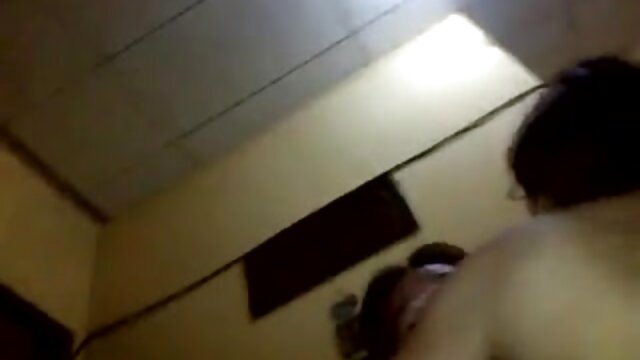 Neverjetno :  Domače šolana blondinka je kaznovana, ker ni naredila domače naloge Filmski odlomki 