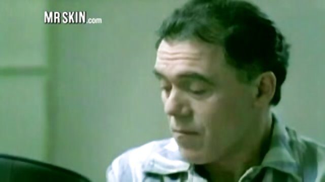 Neverjetno :  Brunetto College hottie dobi obešen žebljiček Filmski odlomki 