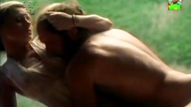 Neverjetno :  Naravni velik plen teen draži in piha tiča v POV Filmski odlomki 