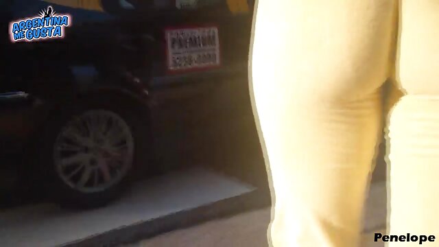 Neverjetno :  Renata Fox svojo ljubezen do glasbe izkazuje z analnim zabijanjem Filmski odlomki 