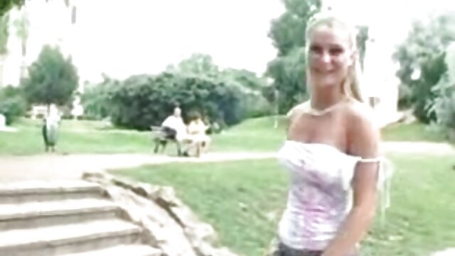 Neverjetno :  Lucky macho je zamikal MILF in jo zajebal kot porno igralec Filmski odlomki 