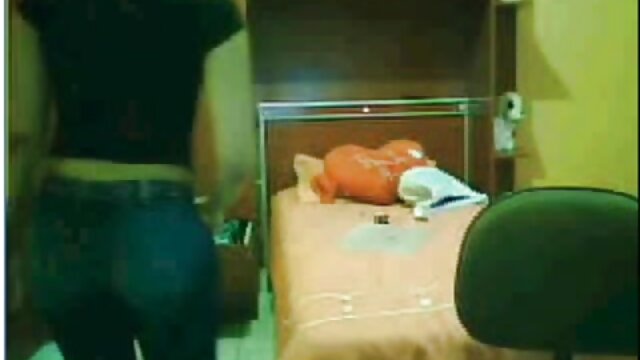 Neverjetno :  Rjavolaska bo z veseljem odprla svoj lačni rit za njegovega tiča Filmski odlomki 