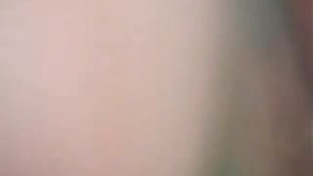 Neverjetno :  Snemalec močno pojebe Azijkina usta in drgne tiča med joške Filmski odlomki 