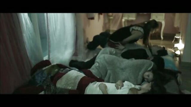 Neverjetno :  Čutna azijska babe masira pred sesanjem in jahanjem Filmski odlomki 