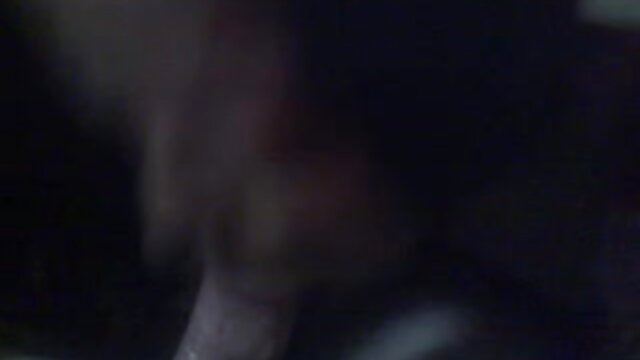 Neverjetno :  Mišičast zdravnik prejme titfuck z vročo rdečelaska in jebe muco Filmski odlomki 