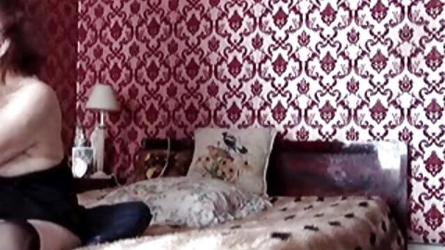 Neverjetno :  Mick Blue poskrbi, da njegova azijska partnerka doseže orgazmično stanje duha Filmski odlomki 