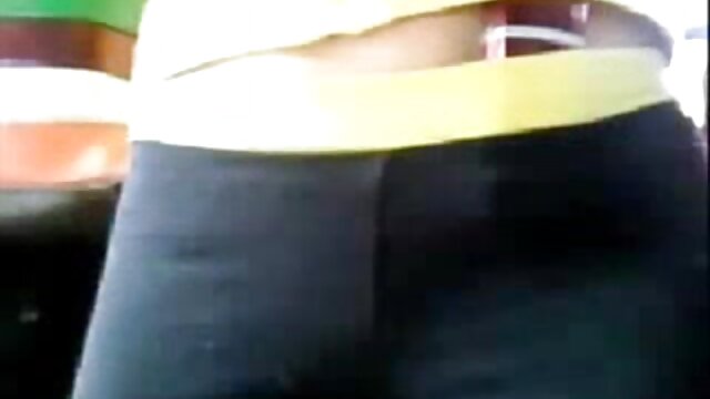 Neverjetno :  Obsedeni oboževalec udari svojega tiča v božansko fitnes blogerko iz ebenovine Filmski odlomki 