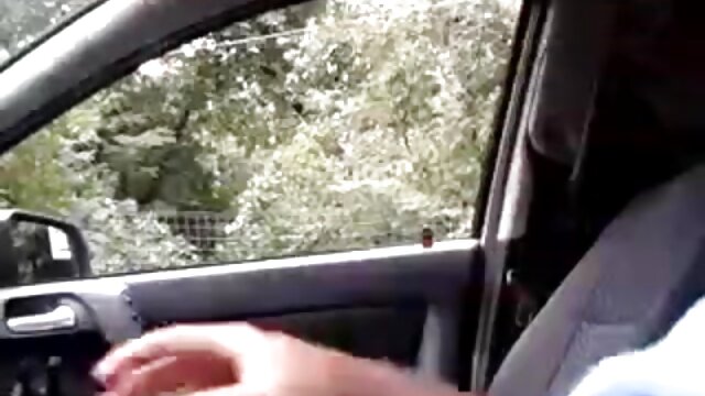 Neverjetno :  Štiri porno video moških, ki prekletajo osupljive kurbe ob oceanu Filmski odlomki 