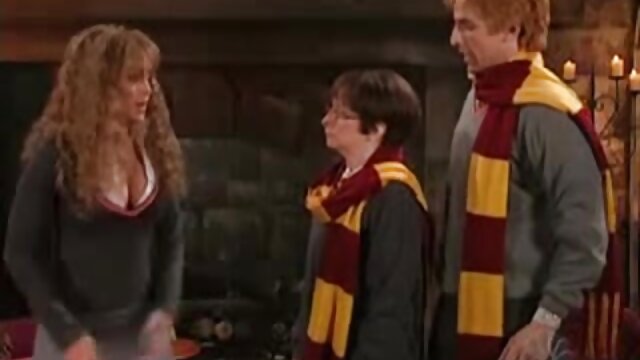 Neverjetno :  Pohoten najstnik zajebal v doggystyle spolnem položaju pred jahanjem tiča Filmski odlomki 