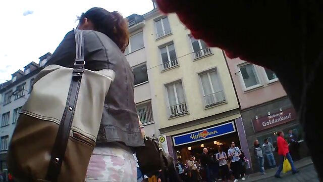 Neverjetno :  Vlomilec z velikimi kurci jebe dve čudoviti policaji Filmski odlomki 