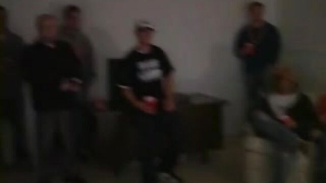 Neverjetno :  Psiho rdečelaska lezbijka prevladuje nad kratkodlako polsestro Filmski odlomki 