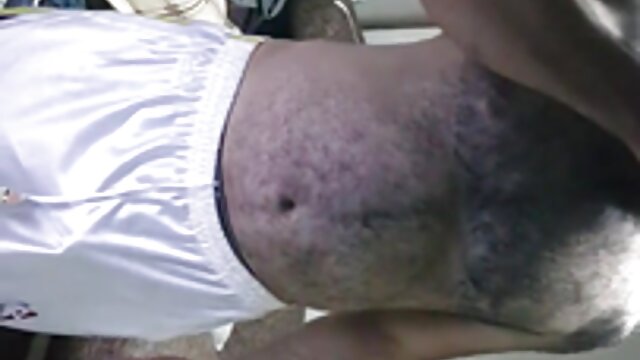 Neverjetno :  Babe potrebuje fantovega čednega prijatelja, ki bo nadomestil svojega zakonca Filmski odlomki 