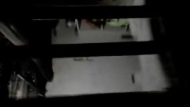 Neverjetno :  Prijetna Azijka svojemu fantu pripravlja spolno presenečenje Filmski odlomki 