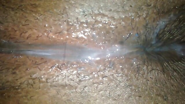 Neverjetno :  Blondinka MILF daje kunilingus in nato dobi muco-lizanje nazaj Filmski odlomki 