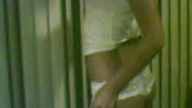 Neverjetno :  Izlet z jahto je končan in ženska prosi dekle, naj gre jebati Filmski odlomki 