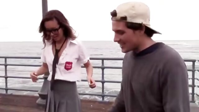 Neverjetno :  Vohunka Sensual Jane prenaša spolne spomine na pastorko Filmski odlomki 