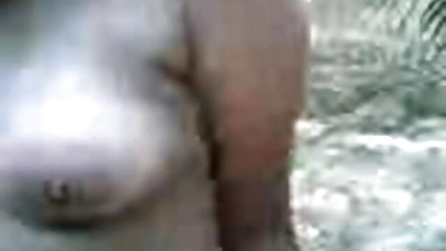 Neverjetno :  Curvey tetovirana rdečelaska v seksi spodnjem perilu se zabava v pisarni Filmski odlomki 