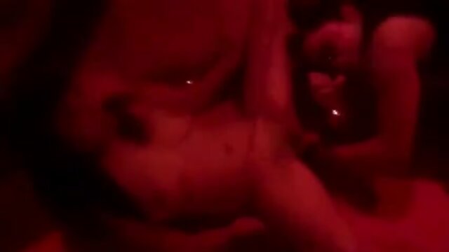 Neverjetno :  Slovaška rjavolaska z majhnimi joški ima analni seks, da izpolni sanje Filmski odlomki 