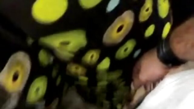 Neverjetno :  Pastorka z veseljem zadovolji rit Kagney Linn Karter s pomočjo drastice Filmski odlomki 