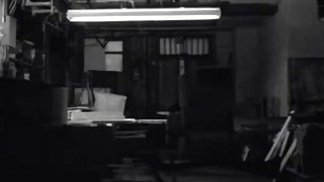 Neverjetno :  Vitka blondinka z velikimi baloni se zajebe Filmski odlomki 