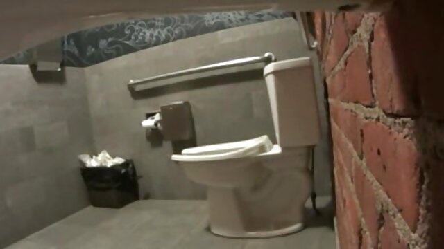 Neverjetno :  Črn piščanec v tesnih vrveh jemlje trdo bičanje Filmski odlomki 