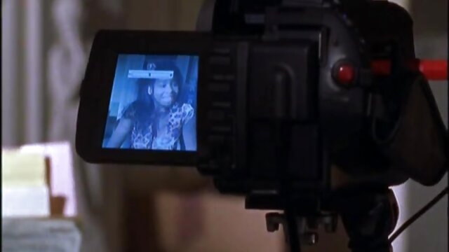 Neverjetno :  Za Nicolette Shea je konec časa, če se ne zajebe Filmski odlomki 