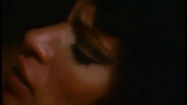 Neverjetno :  Za pomoč človeku je dana možnost, da poka blond pumo Filmski odlomki 