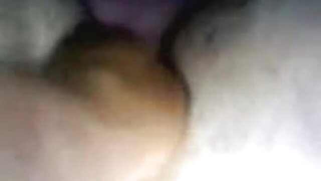 Neverjetno :  Hime Marie poskakuje zadnjico na velikem tiču ​​črne fitnes trenerke Filmski odlomki 