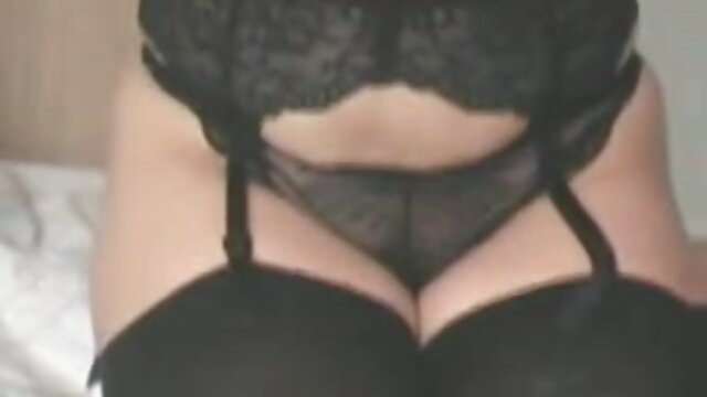 Neverjetno :  Ob bazenu z zaobljenim medom, ki se polni z Davidovo gredjo Filmski odlomki 