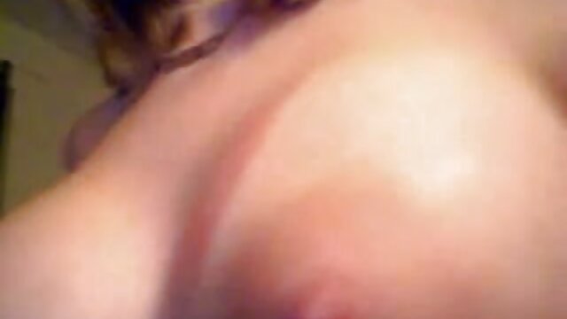 Neverjetno :  Krissy Lynn je zadovoljna, da jo Manuel Ferrara jebe Filmski odlomki 