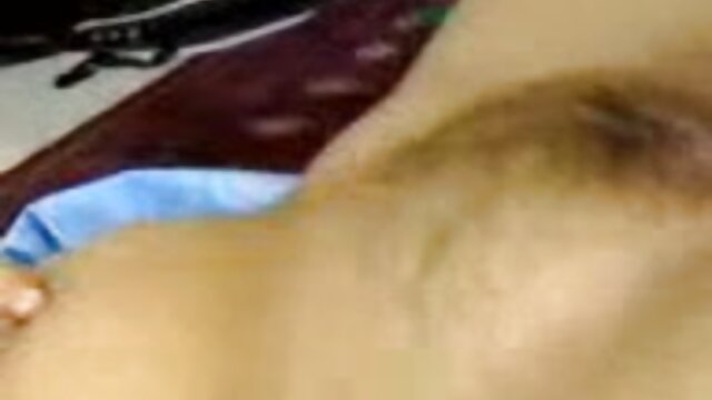 Neverjetno :  Dva porno fanta sta pripravljena zadovoljiti to porno srček Filmski odlomki 