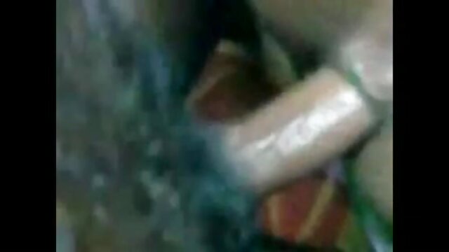 Neverjetno :  Fant ceni presenečenje dekleta v pornografskem videu Filmski odlomki 